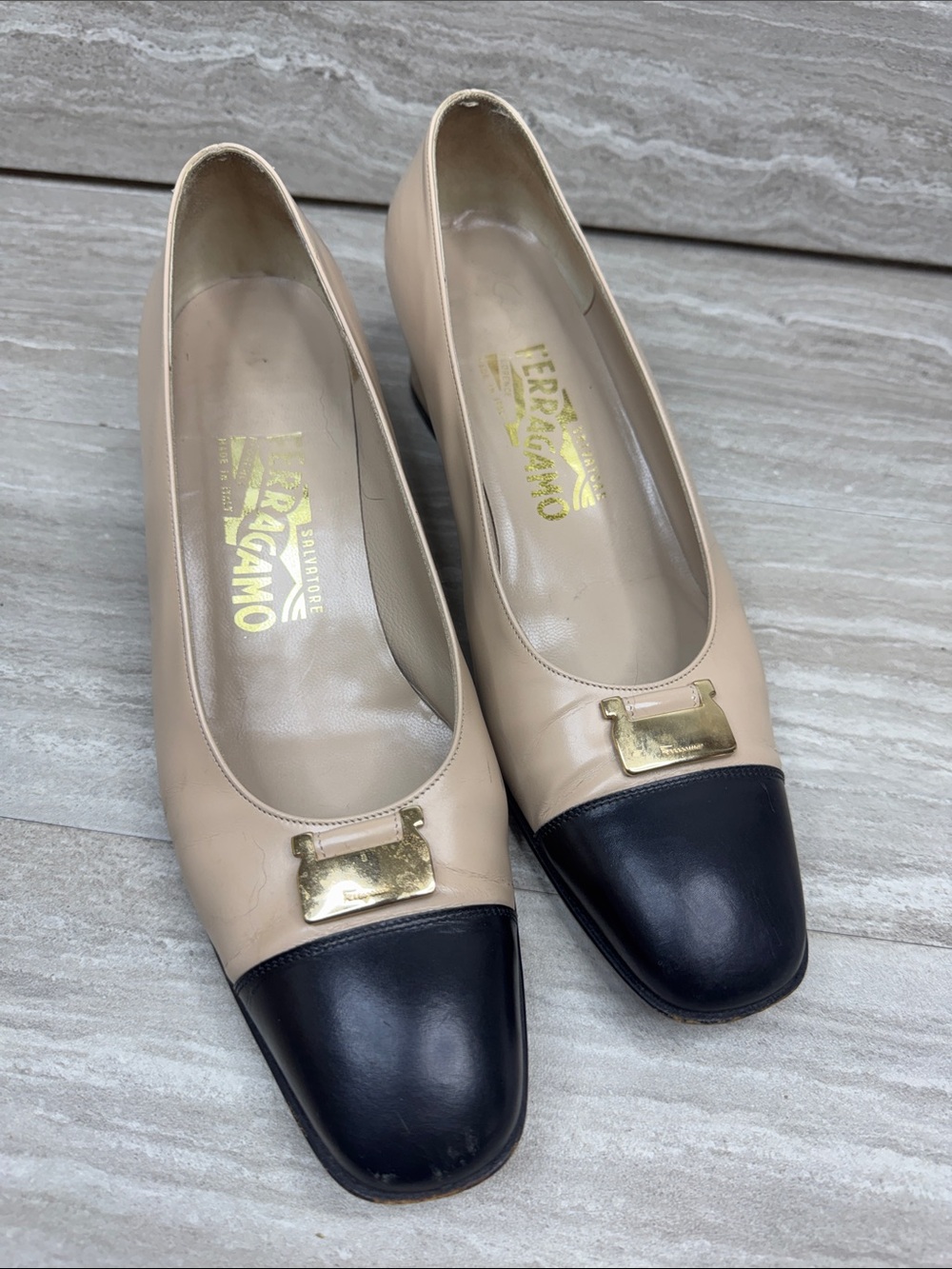 Salvatore Ferragamo Beige and Black Leather Block Heel Pumps Womens 8.5 B